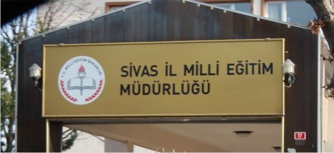 SİVASLI MÜDÜRE DOĞRU